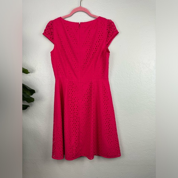 J. CREW Laser Cut Cap Sleeve Dress Fuchsia Pink Floral - Picture 5 of 8